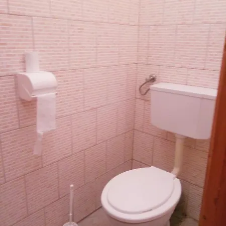 Hostel Koppanyvolgy Vendeghaz Kőröshegy